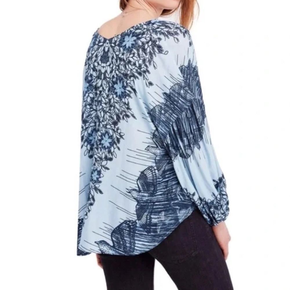 Free People Birds of a Feather Blue Floral Boho Peasant Blouse Top Size M - Picture 2 of 7